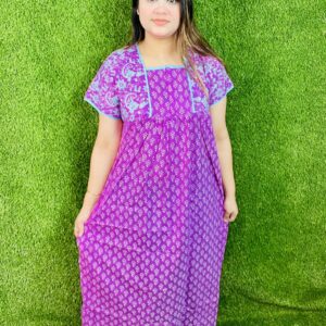 প্রিমিয়াম হাফ হাতা ম্যাক্সি-পার্পেল